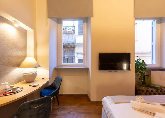 Fontana Di Trevi Luxury 4*